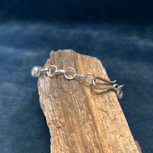 Sterling Silver Labradorite Bracelet - Picture 4 of 8